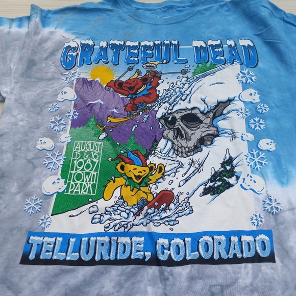 Grateful dead skiing bears tie-dye shirt - Picture 4 of 10